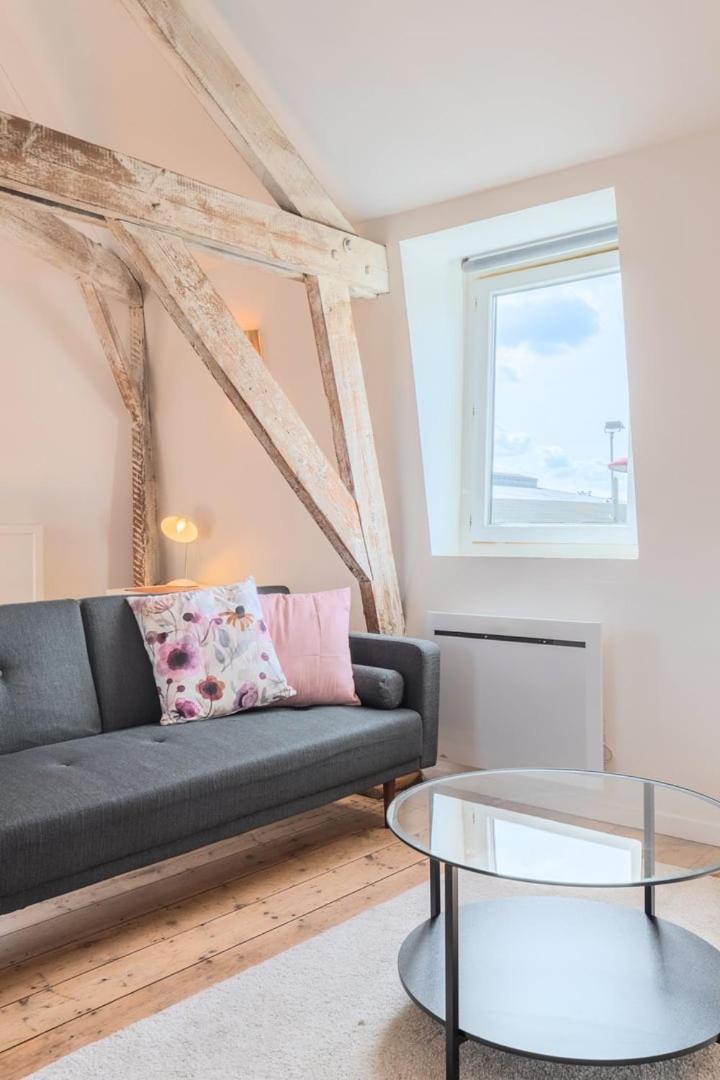 Charming 2-Bedroom Apartment At Croise Laroche มาร์ค-ออง-บาโรล์ ภายนอก รูปภาพ
