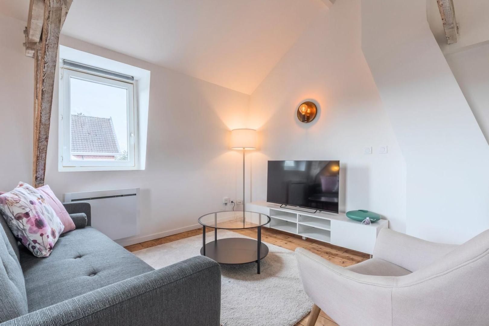 Charming 2-Bedroom Apartment At Croise Laroche มาร์ค-ออง-บาโรล์ ภายนอก รูปภาพ